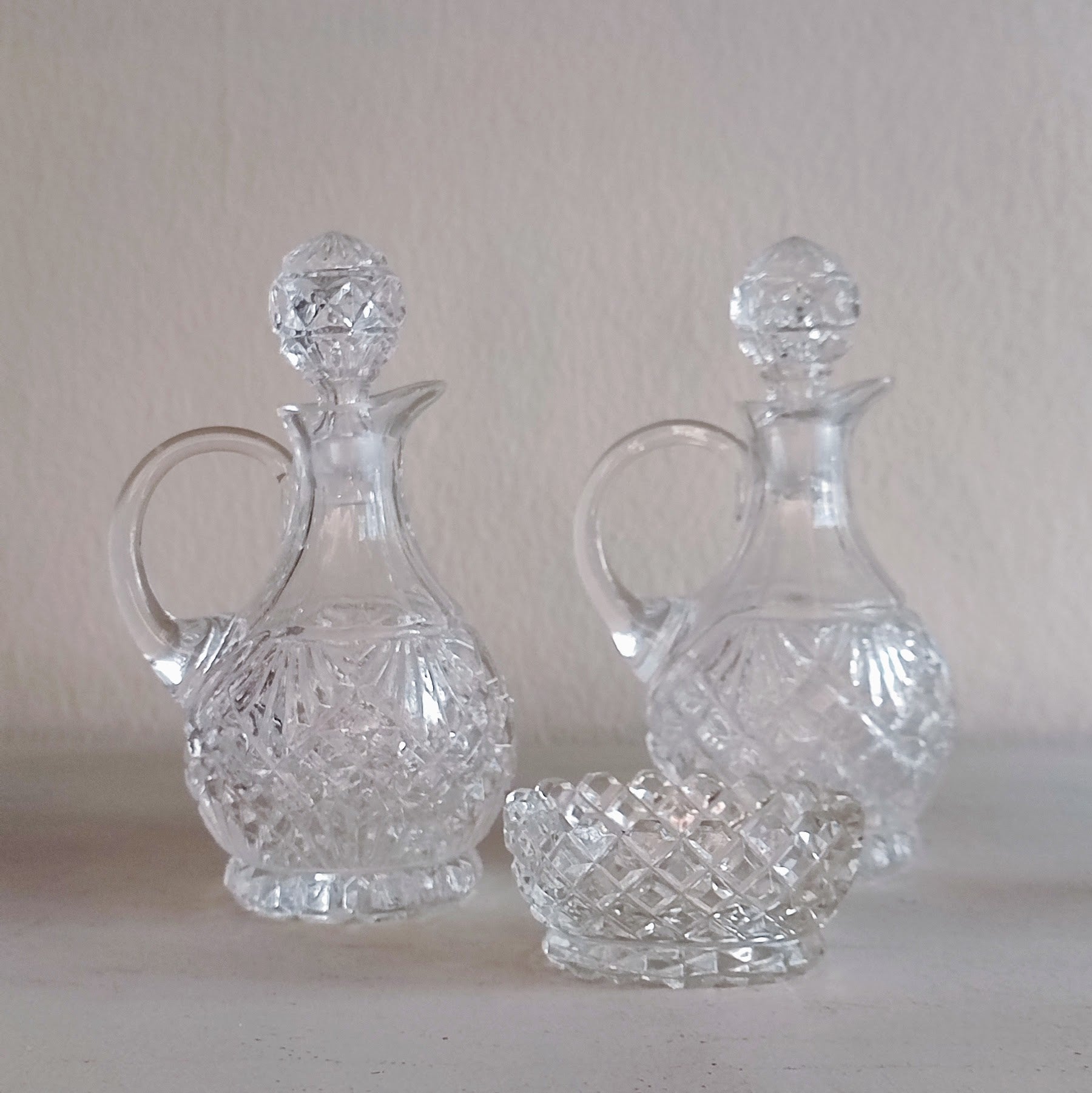 Deco glass jug