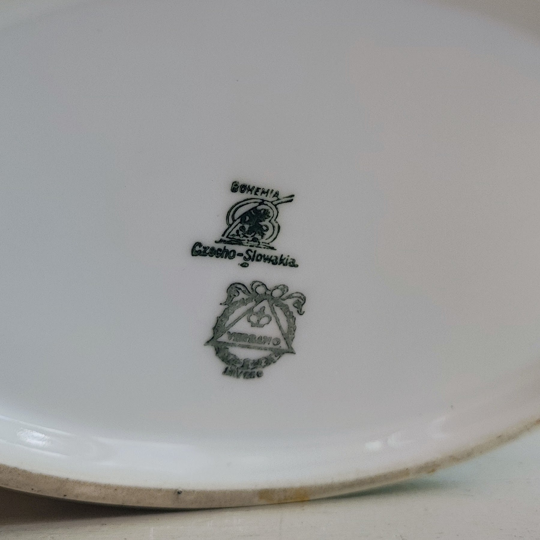 Gravy boat