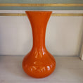 Carica l'immagine nel visualizzatore della galleria, Vaso incamiciato arancione
